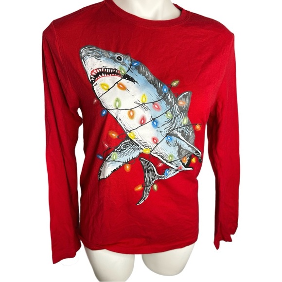 Red Shark Wrapped in Christmas Lights Long Sleeve Graphic Tee Size XXL - Picture 1 of 4